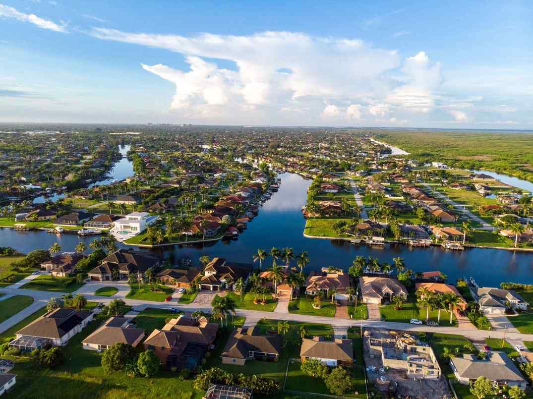 Cape Coral, Florida — local scenery.