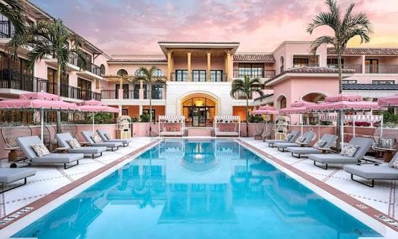 Palm Beach, Florida — local scenery.