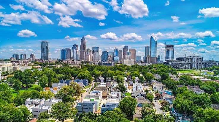 Charlotte, North Carolina — local scenery.