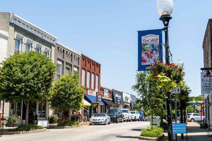 Fort Mill, South Carolina — local scenery.
