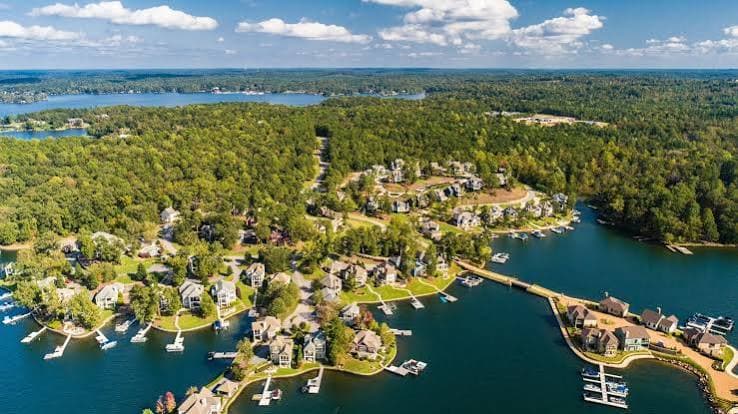 Lake Martin Area, Alabama — regional scenery.