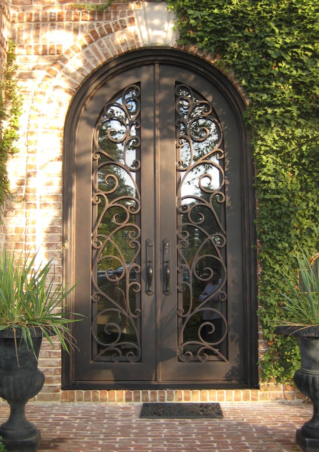 PS1155 – Swinging Door
