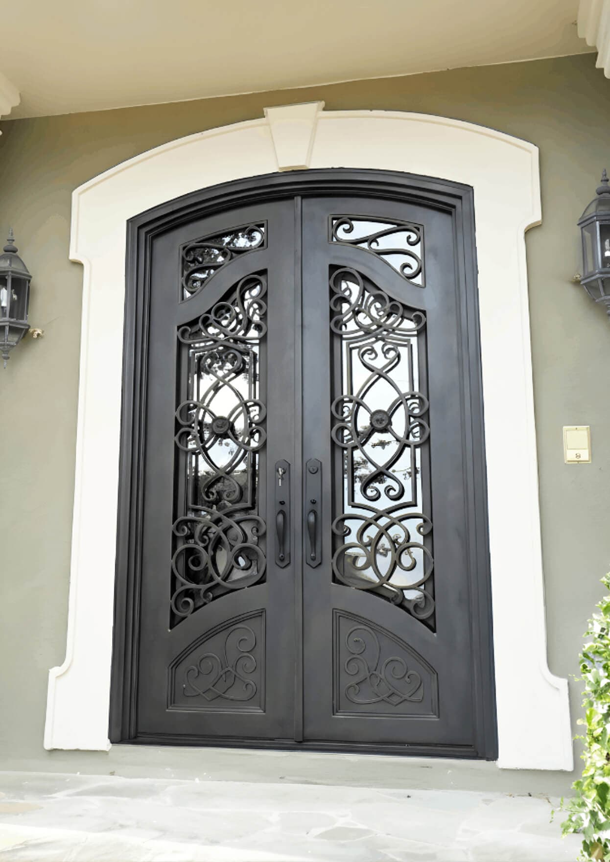 PS1829 – Swinging Door