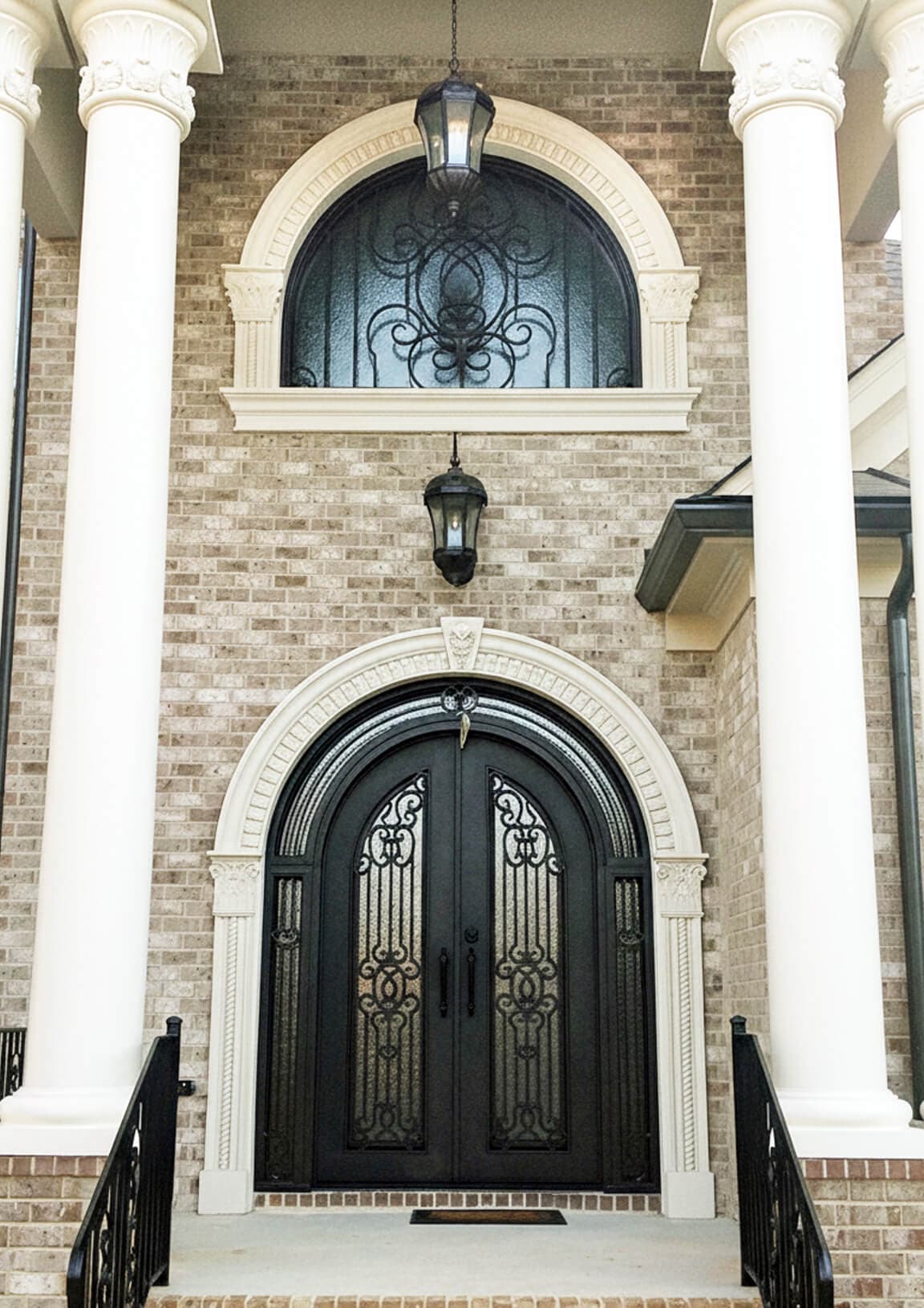 PS1881 – Swinging Door