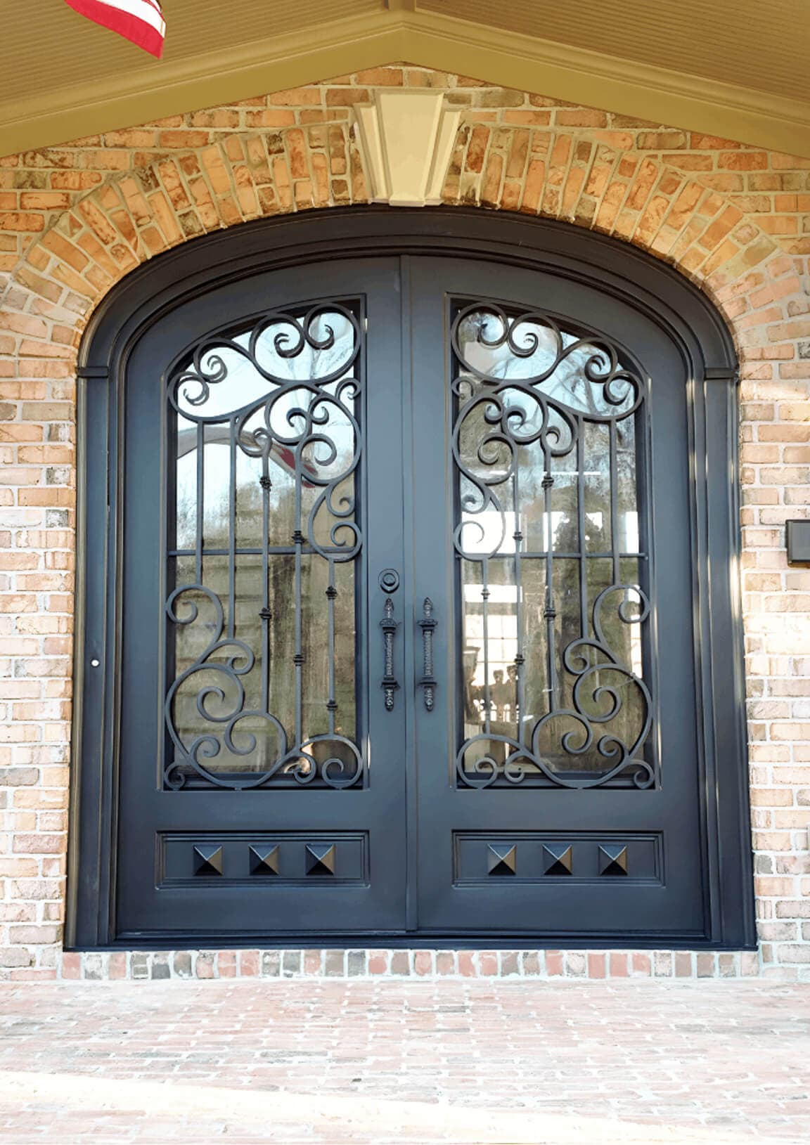 PS1907 – Swinging Door