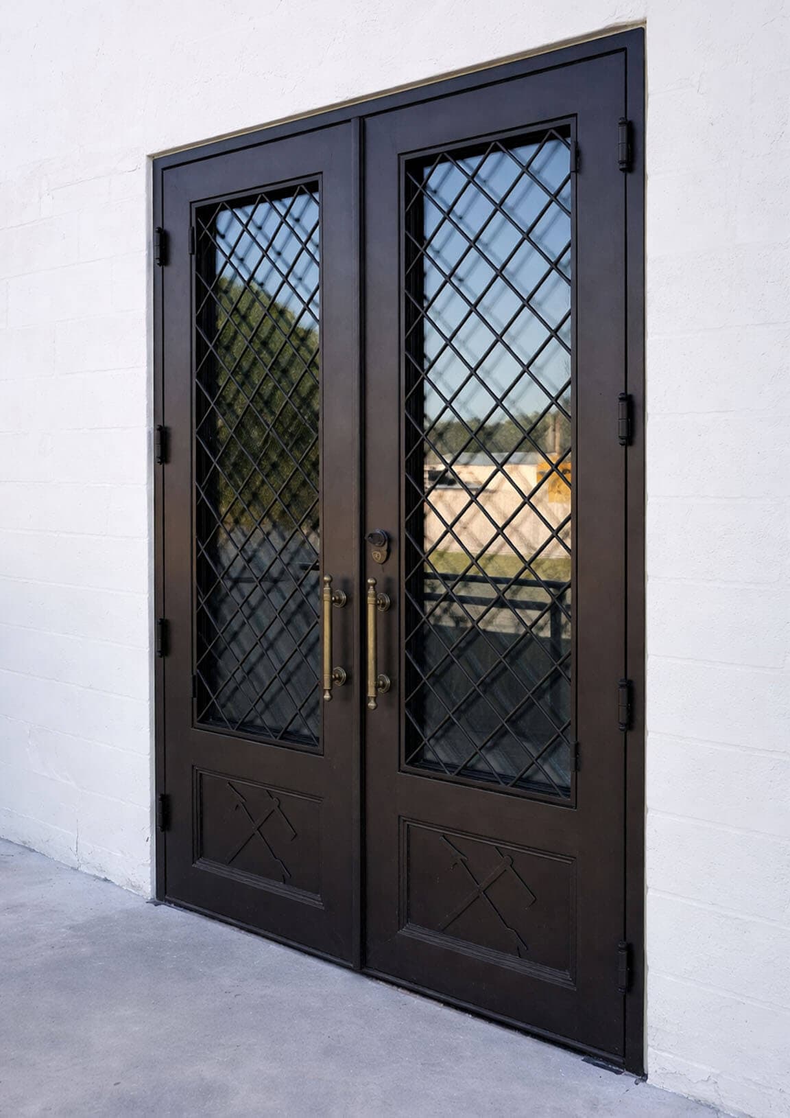 PS2061 – Swinging Door