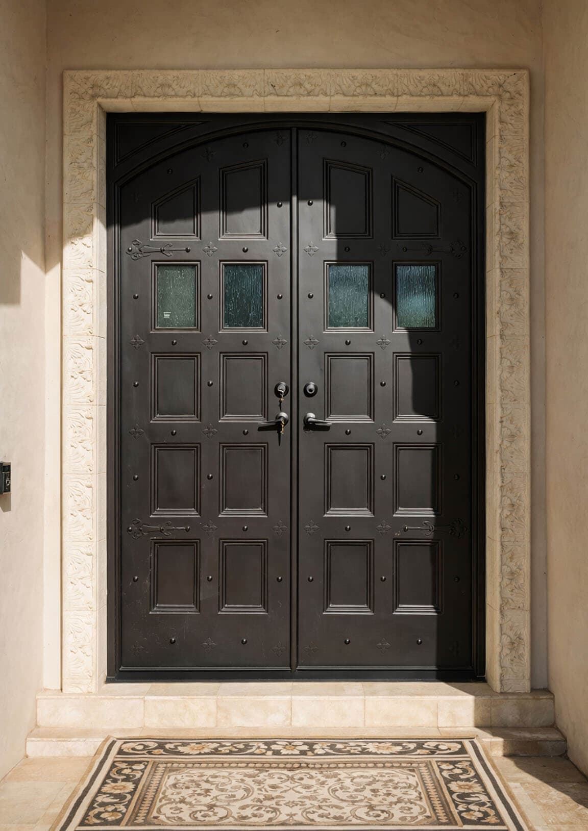 PS2062 – Swinging Door