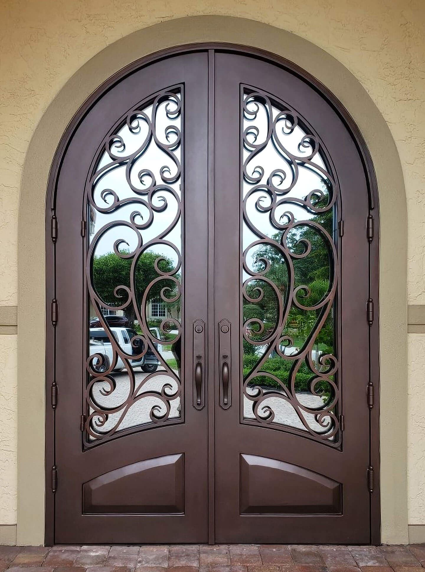 PS2217 – Swinging Door