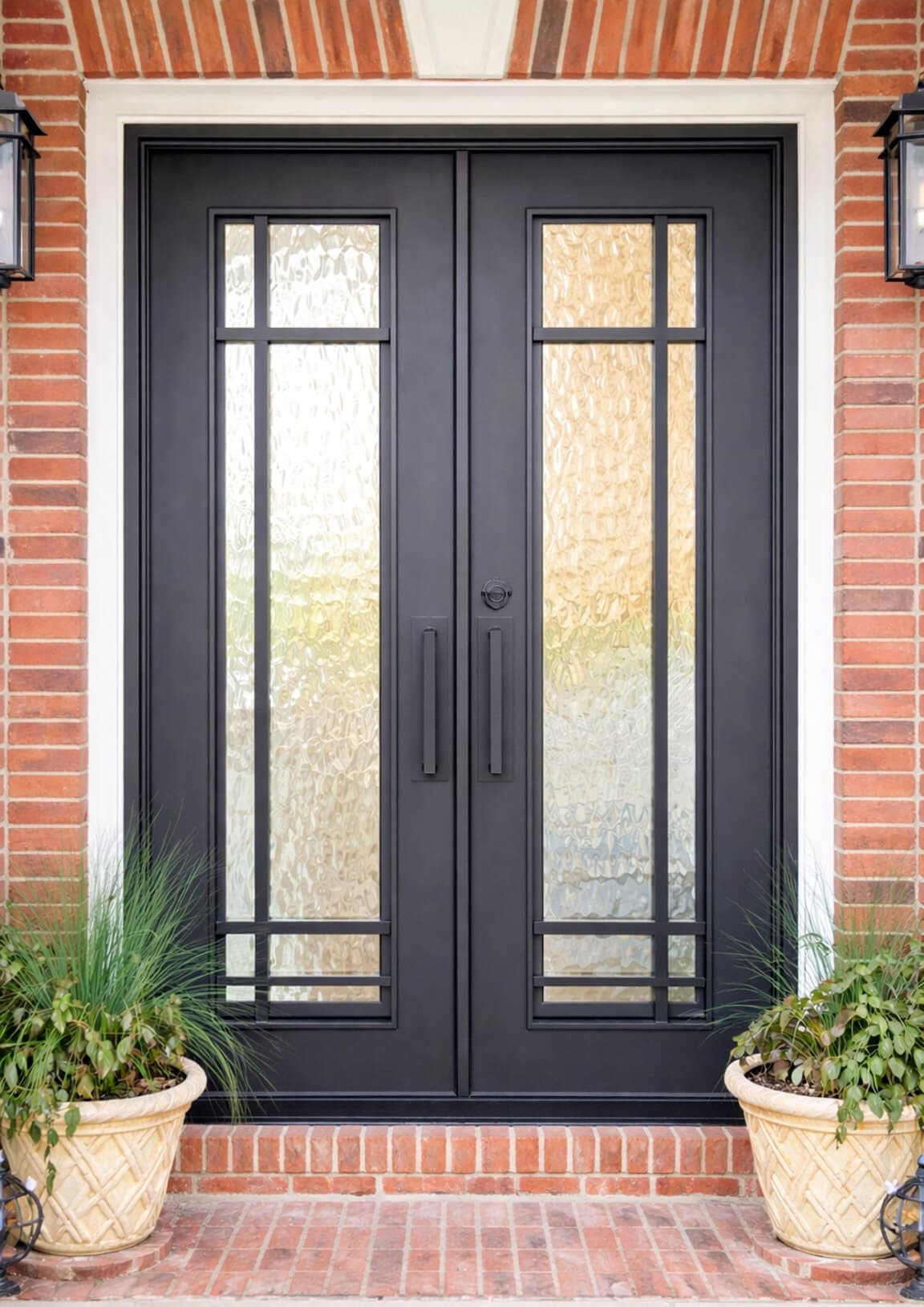 PS2250 – Swinging Door