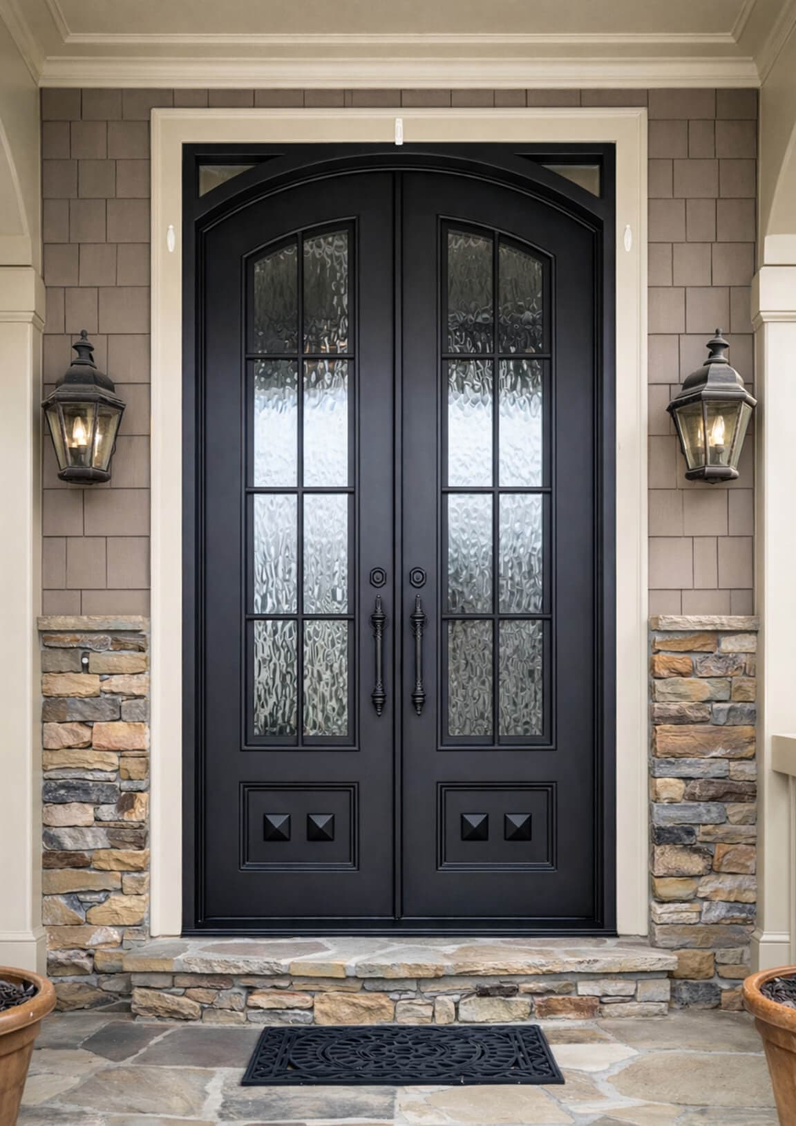 PS2500 – Swinging Door