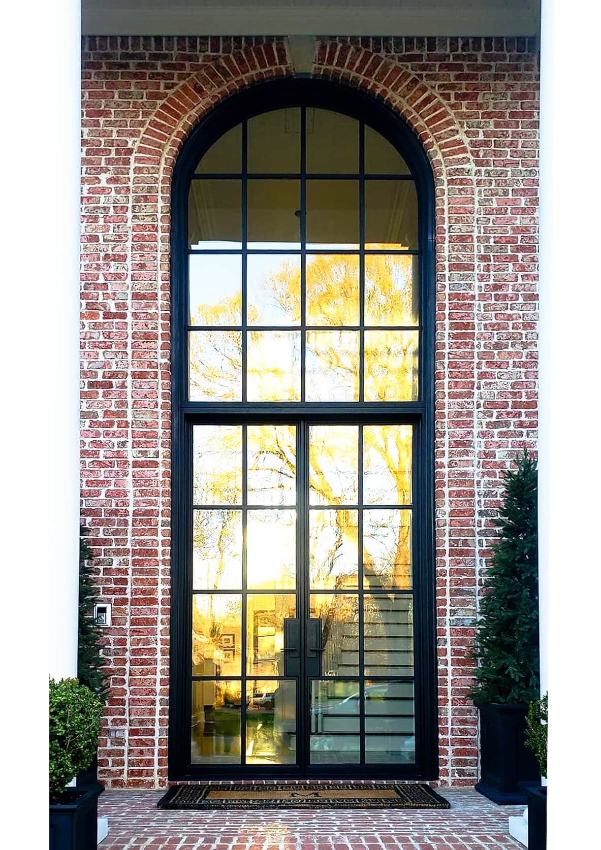 PS2602 – Swinging Door