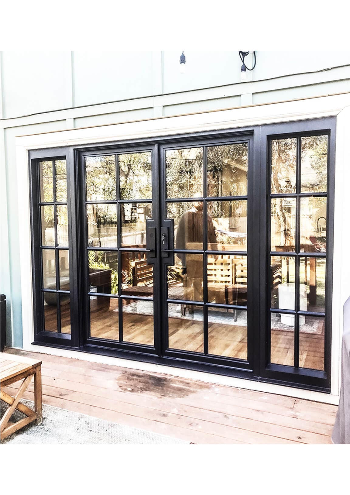 PS2613 – Swinging Door