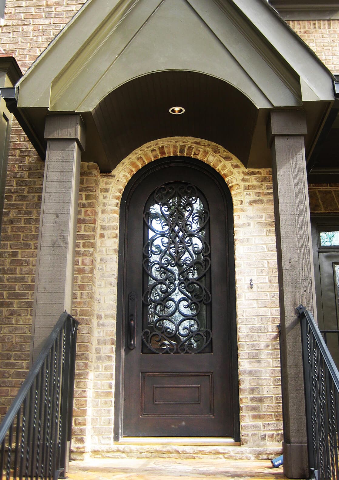 PS410 – Swinging Door