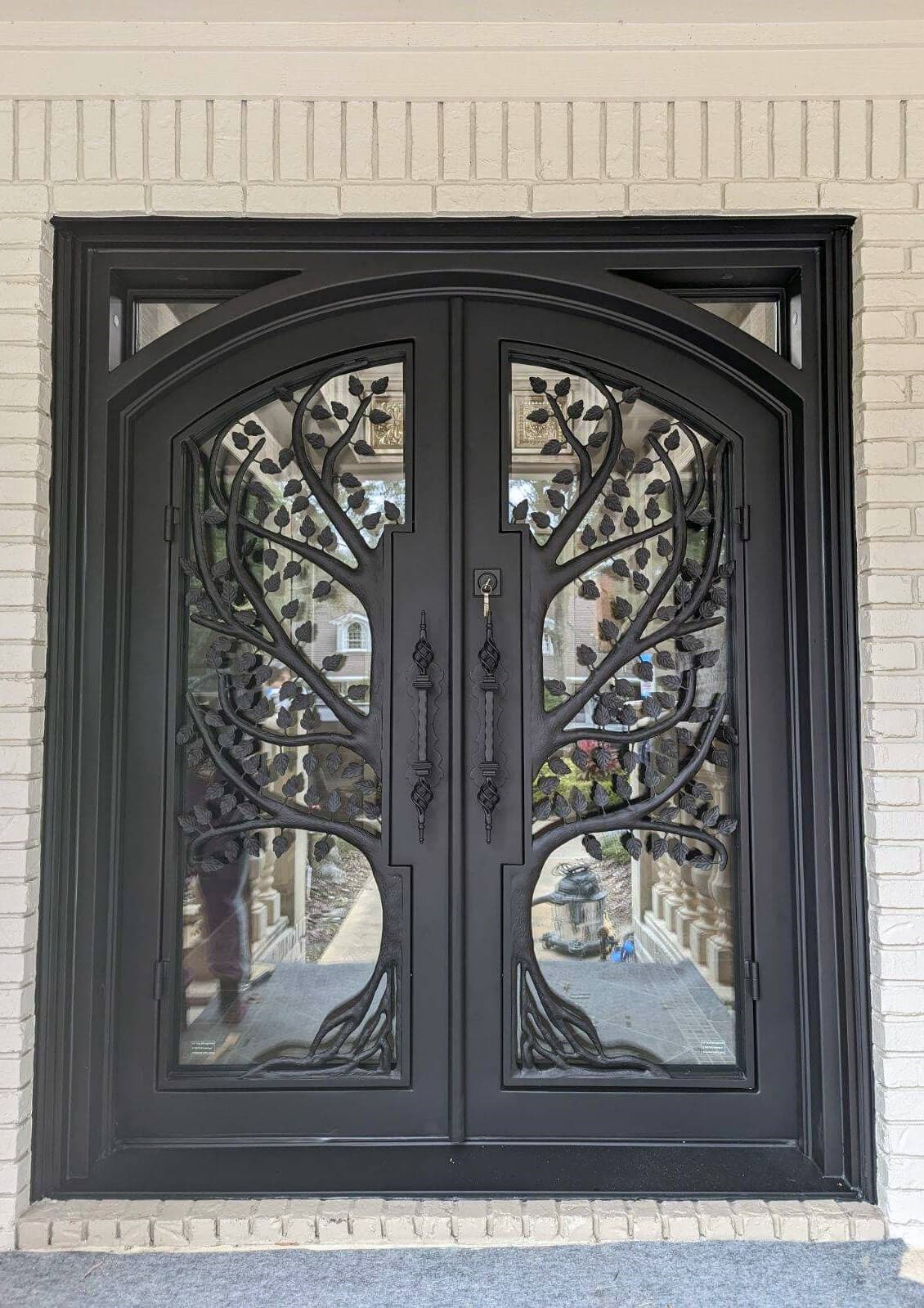 PS7017 – Swinging Door