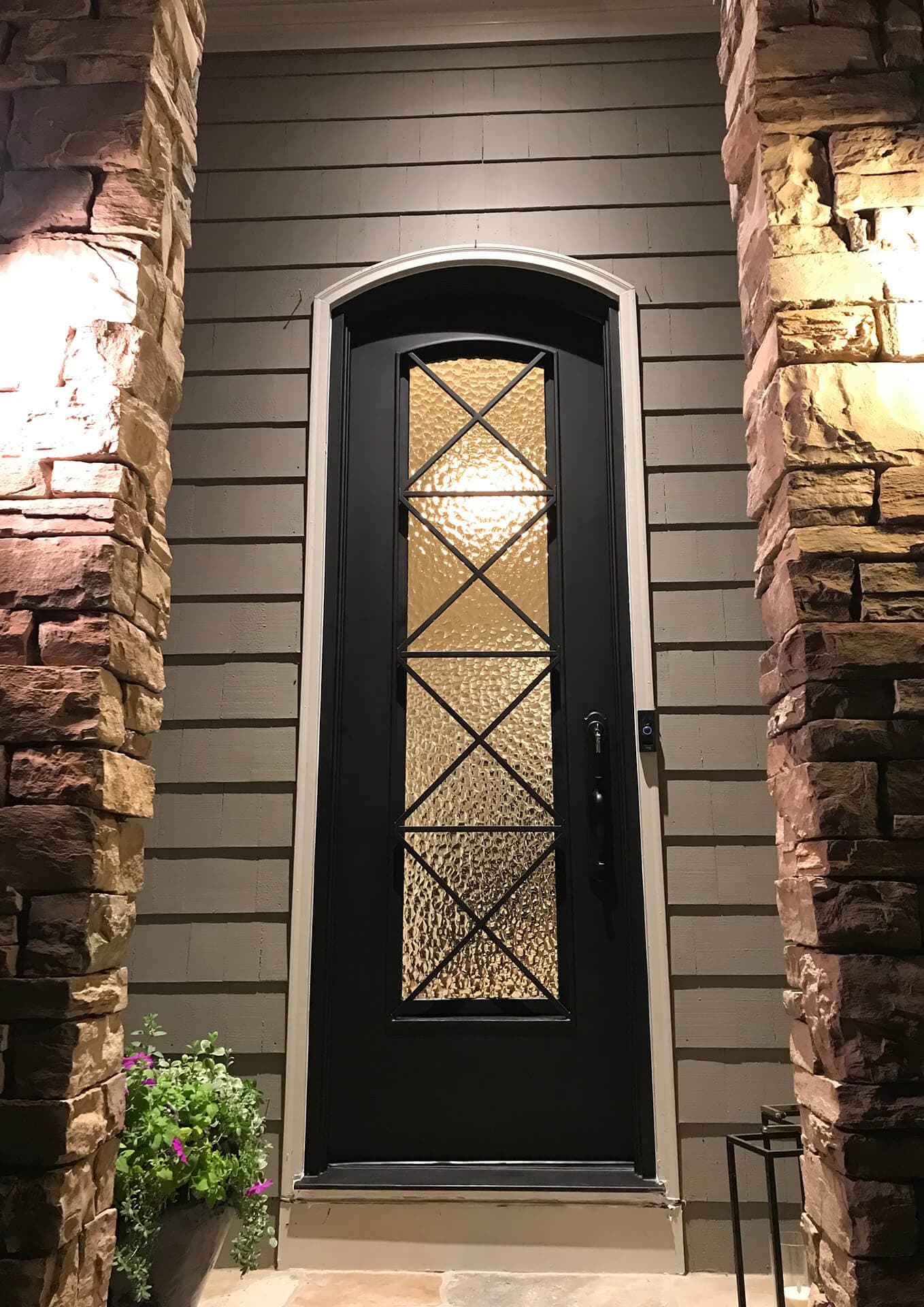 PS7053 – Swinging Door