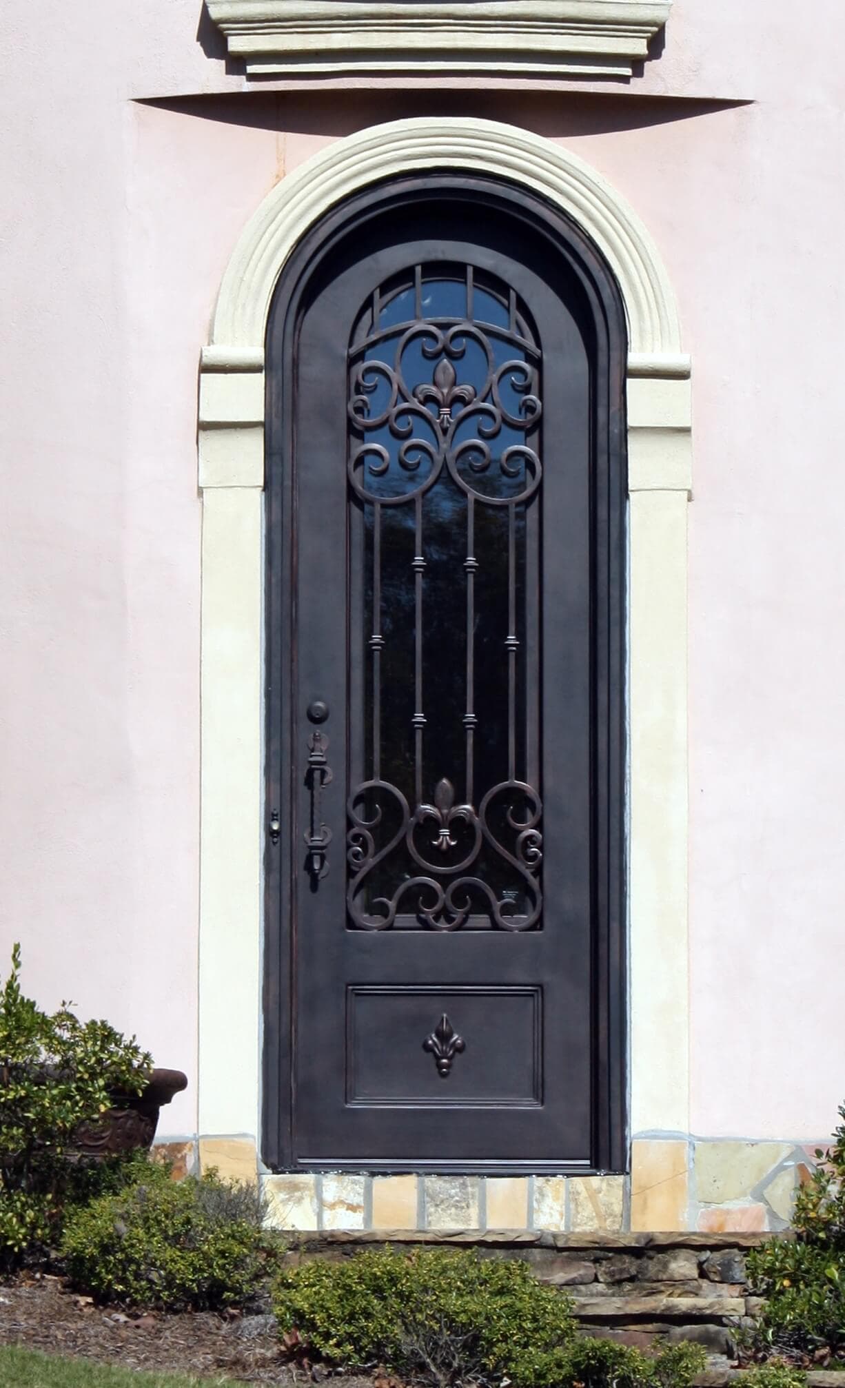 PS825 – Swinging Door