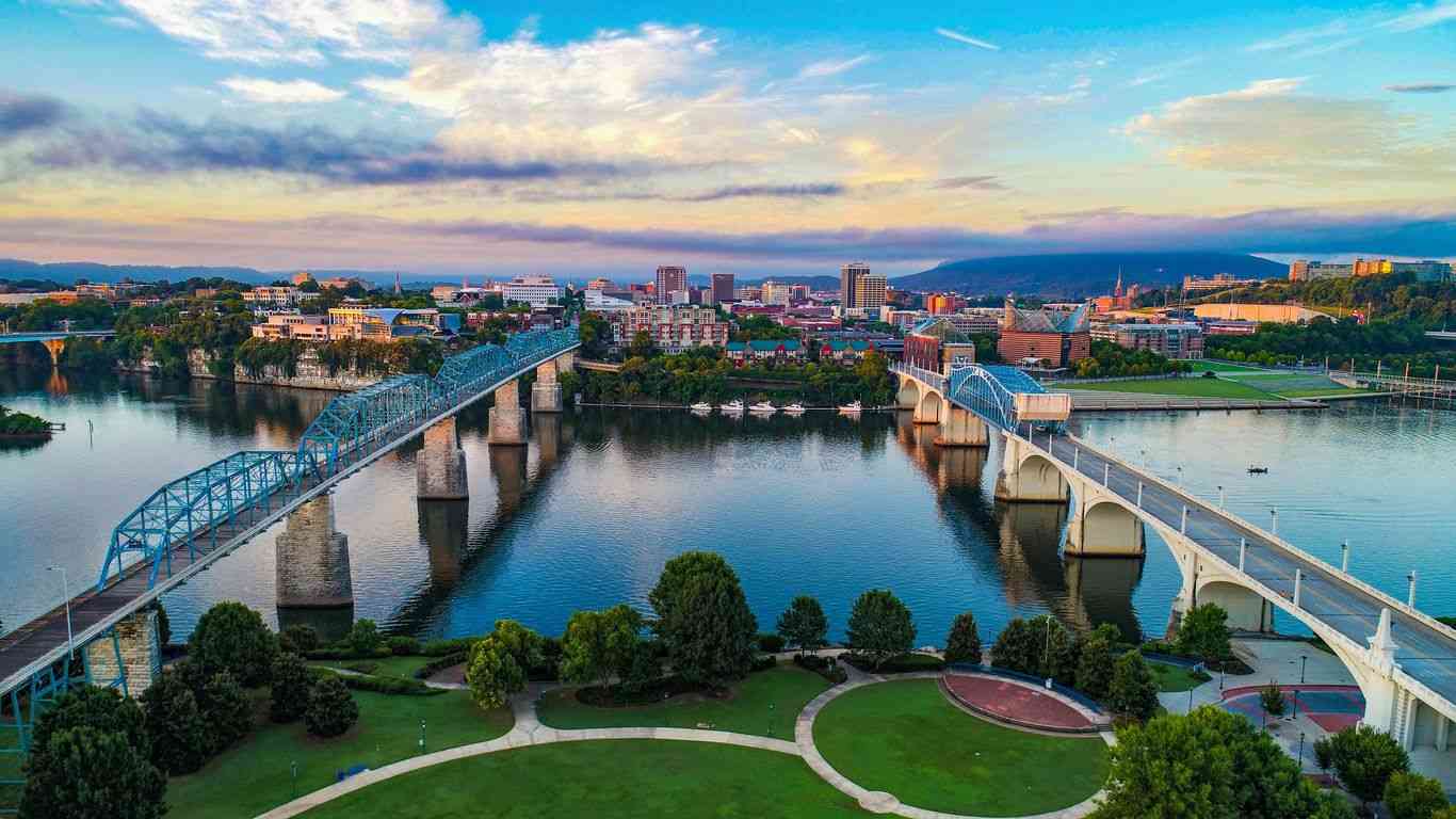 Chattanooga, Tennessee — local scenery.